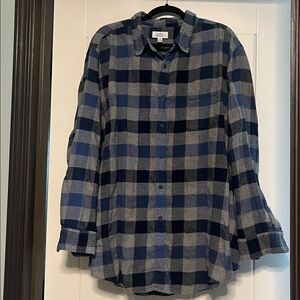 Croft & Barrow Navy and Gray Checkered Shirt